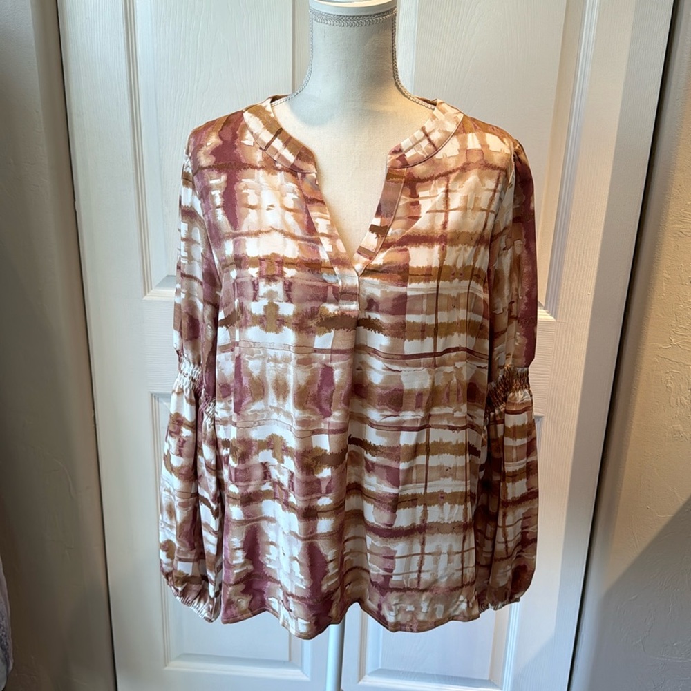 NWT Nine West multicolor long sleeved blouse size extra large